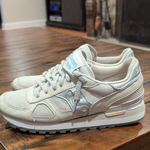 Saucony Shadow Iridescent Sneakers